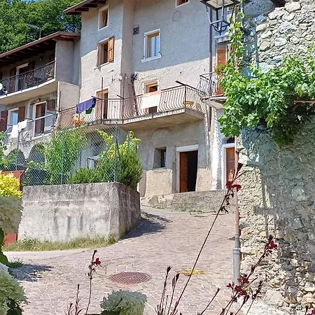 شقة Rustico In Romantischer Lage Tremosine
